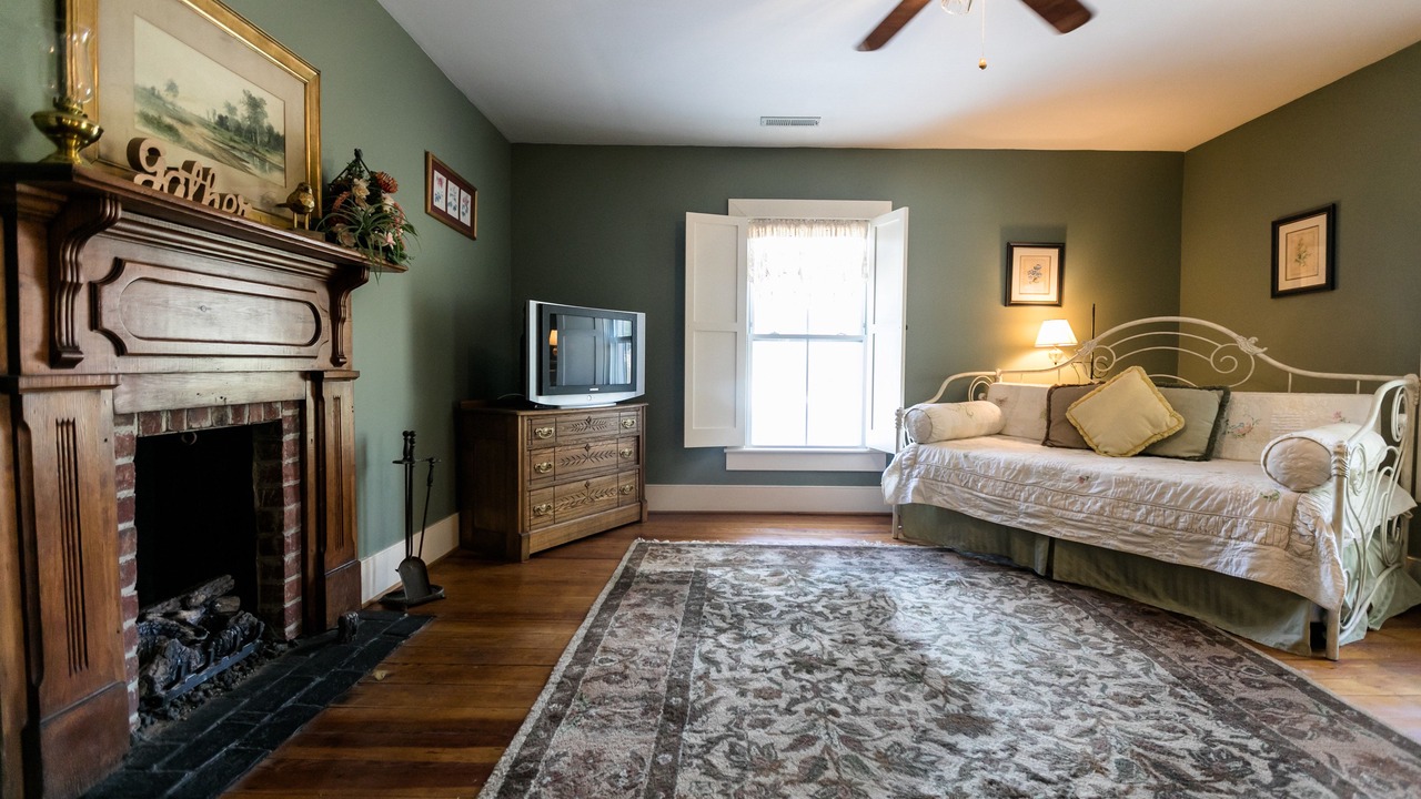 Photo of Bedroom in Appomattox