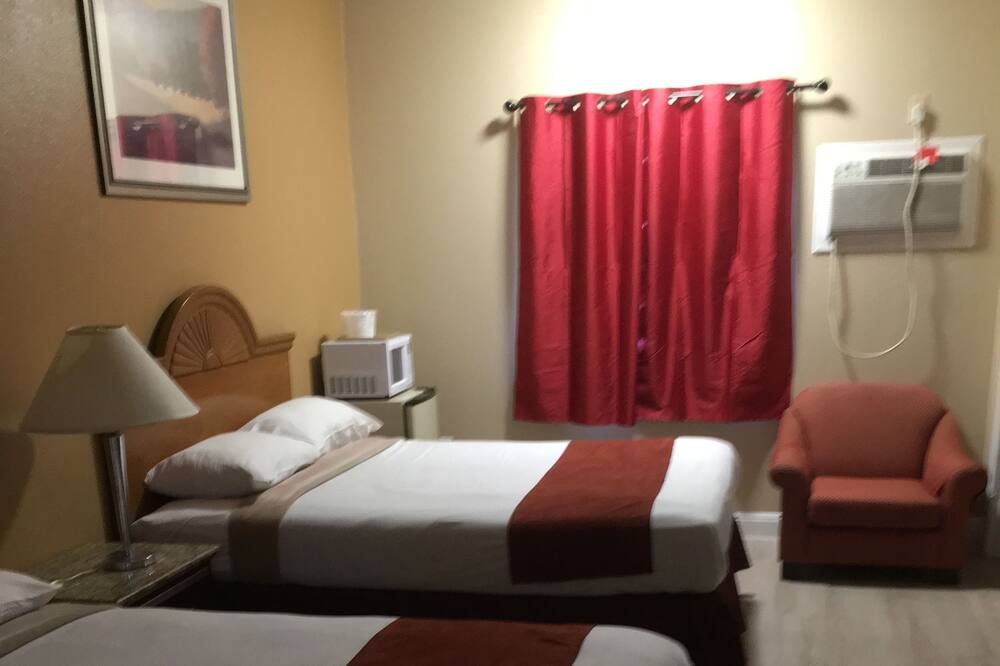 Photo of Bedroom in El Cajon