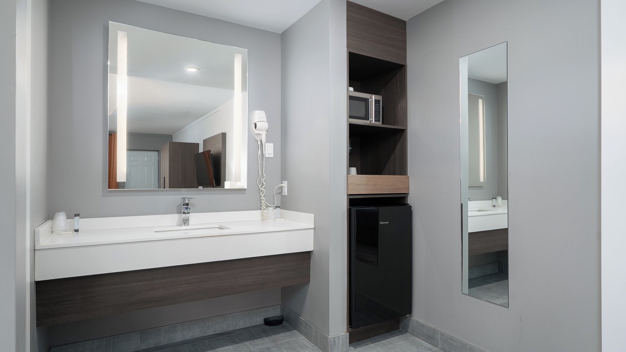 Photo of Bathroom in Mont-Laurier
