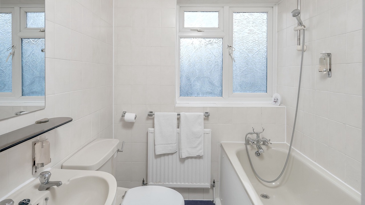 Photo of Bathroom in Borehamwood