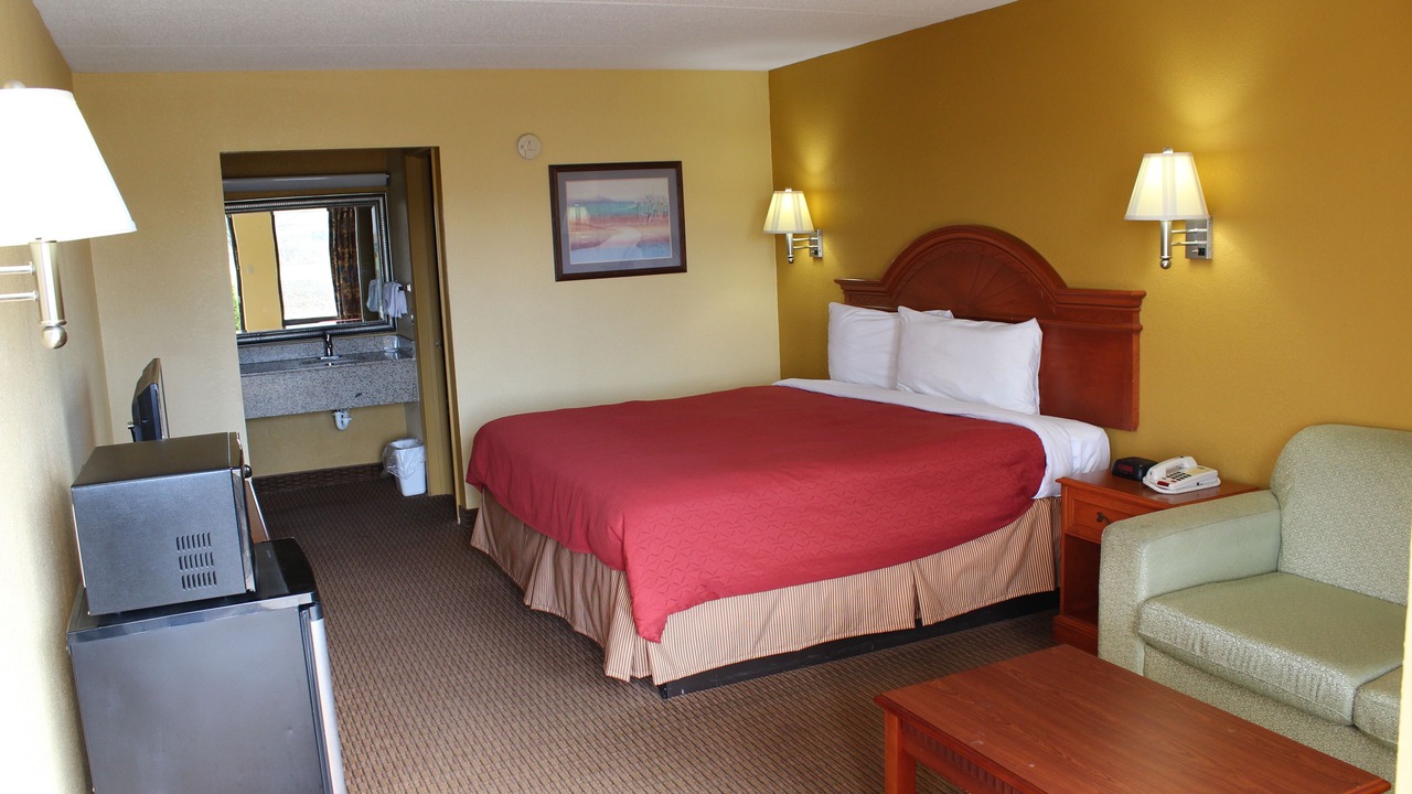 Photo of Bedroom in Scottsville