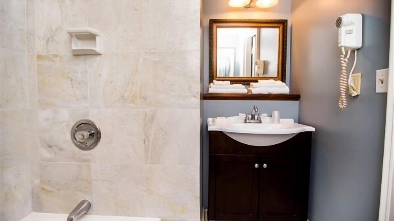 Photo of Bathroom in Cazenovia