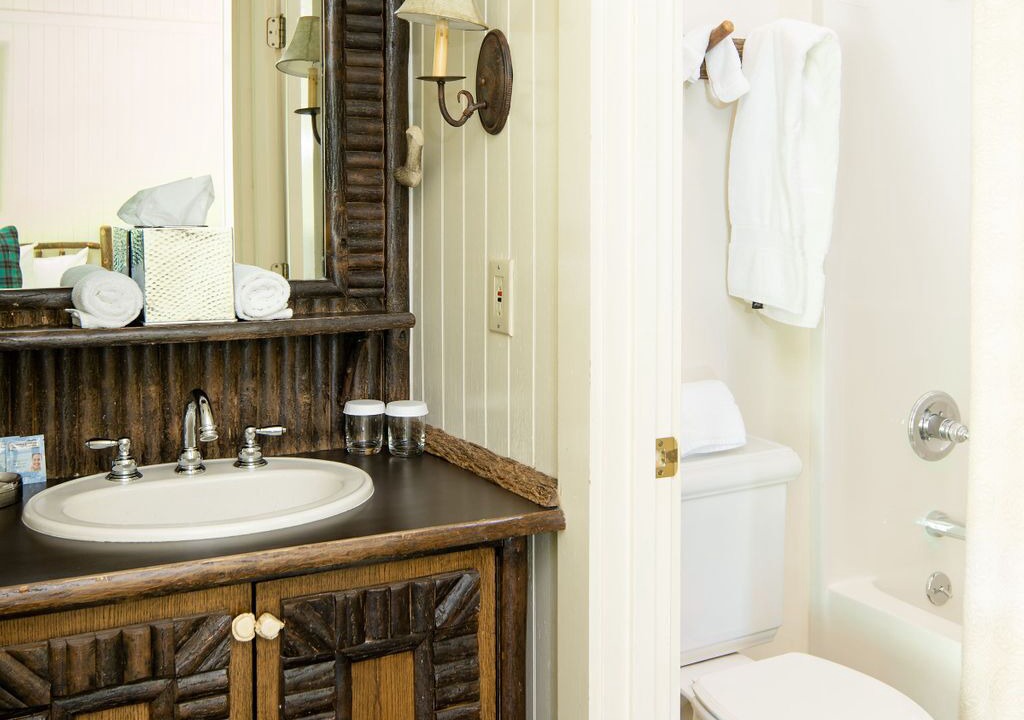 Photo of Bathroom in Maryville