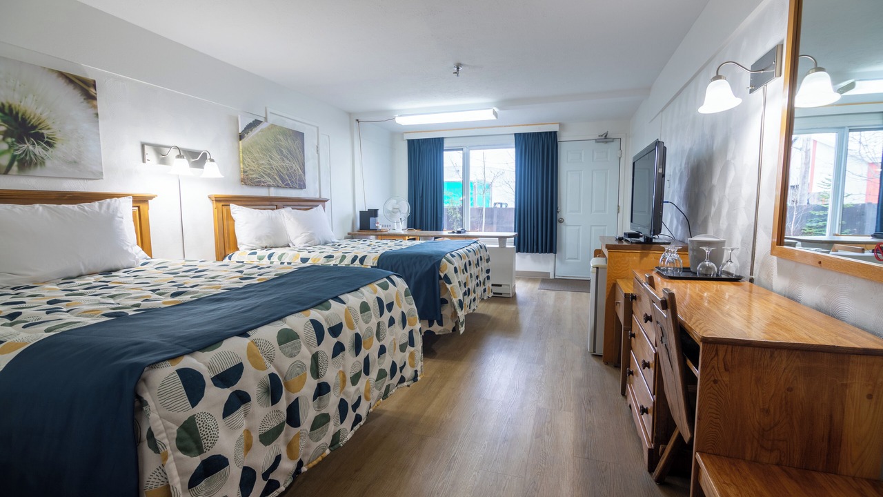 Photo of Bedroom in Sept-Iles