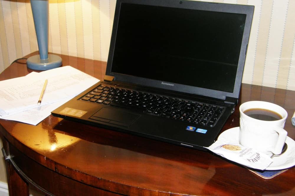 Photo of Others in Everdon