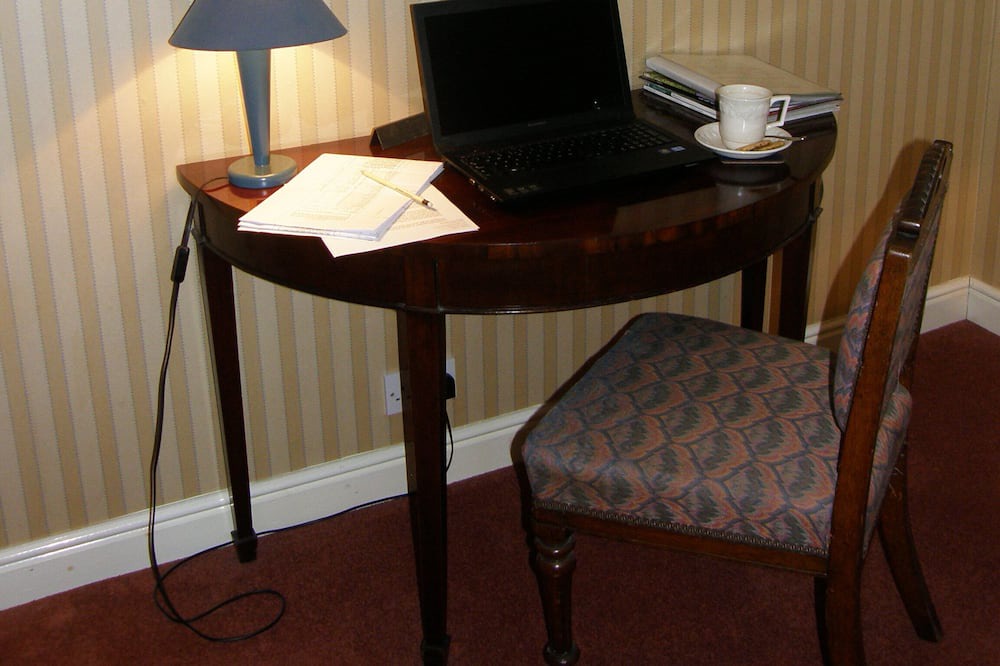 Photo of Bedroom in Everdon