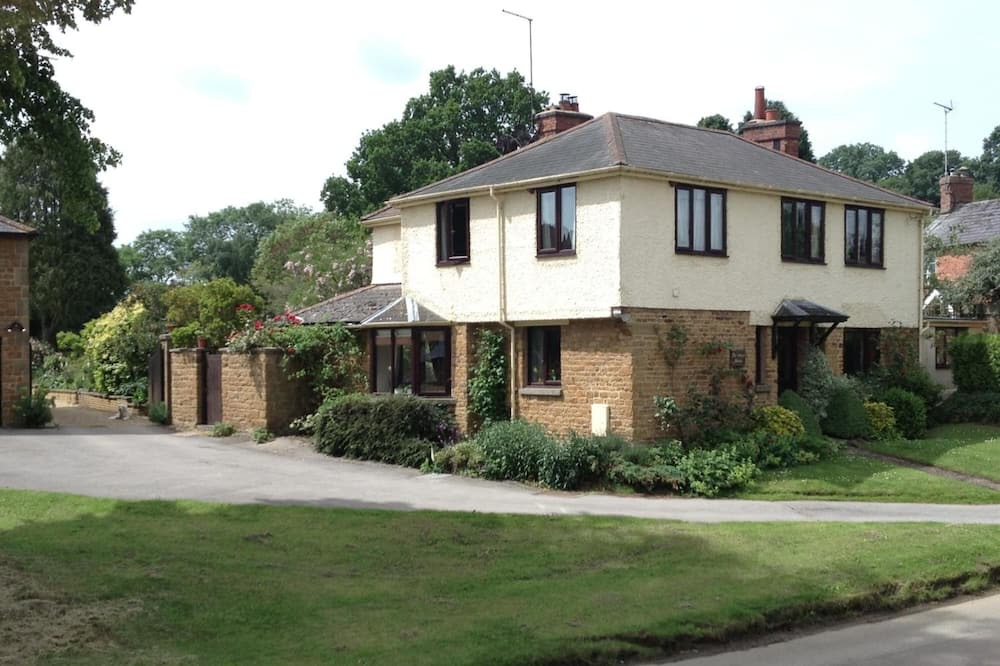 Photo of Outdoor in Everdon