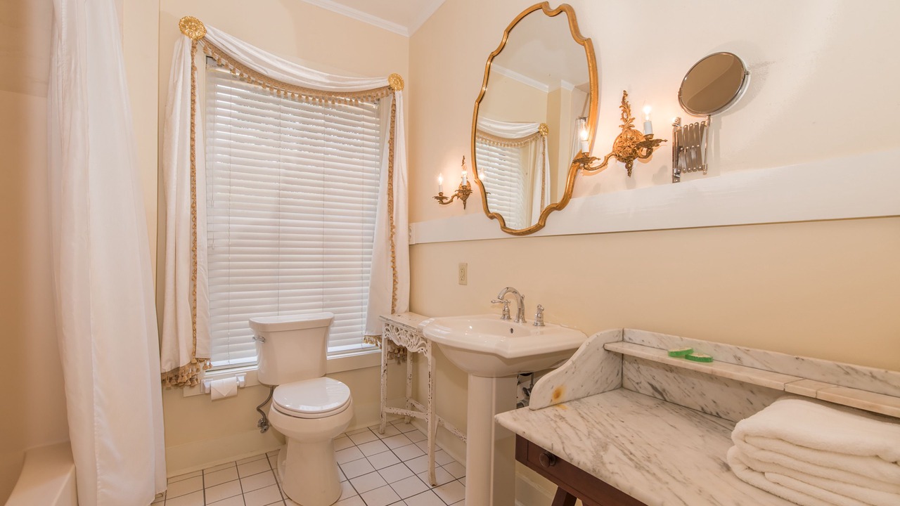 Photo of Bathroom in Natchez
