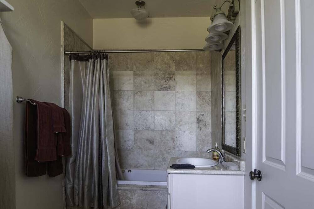 Photo of Bathroom in Athens