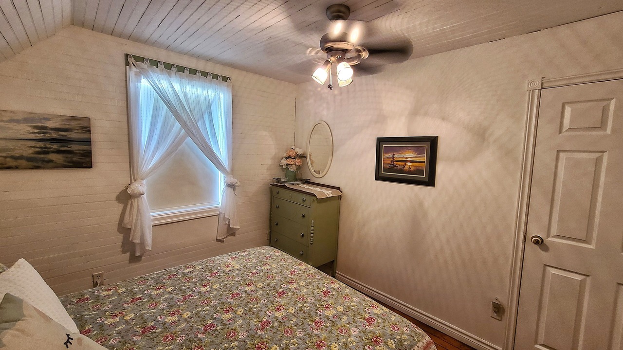 Photo of Bathroom in Kempt Head