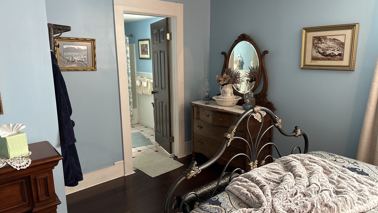 Photo of Bedroom in Silverton