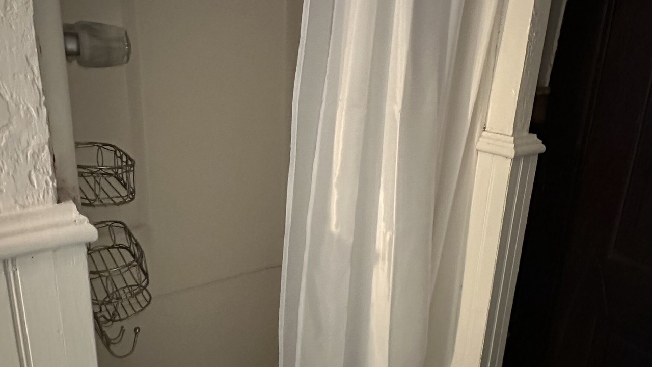 Photo of Bathroom in Silverton