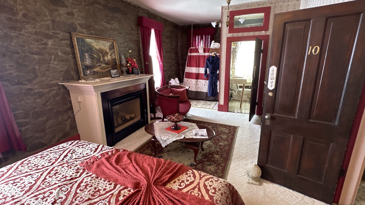 Photo of Bedroom in Silverton