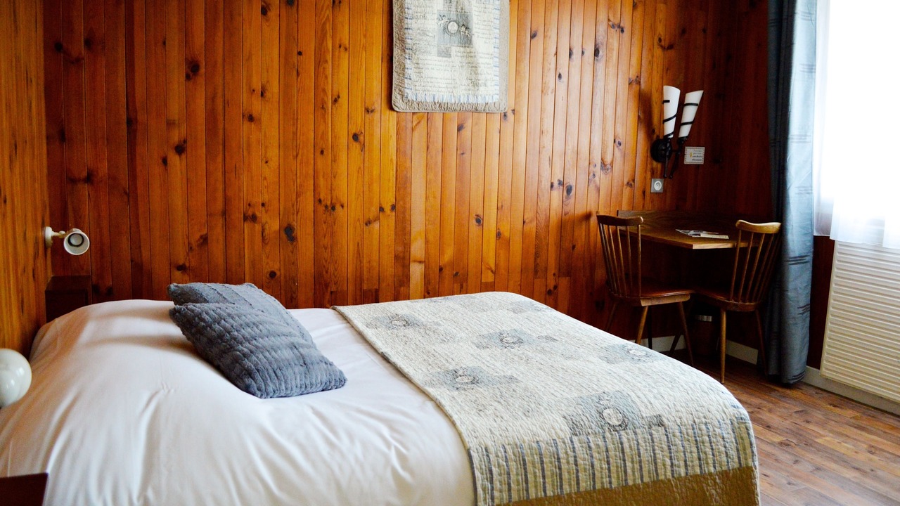 Photo of Bedroom in Albertville