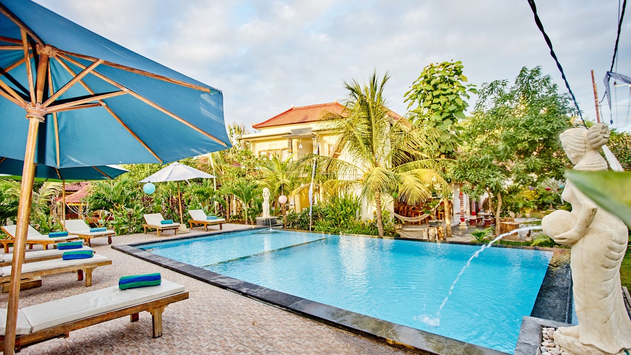 Photo of Outdoor in Mushroom Bay