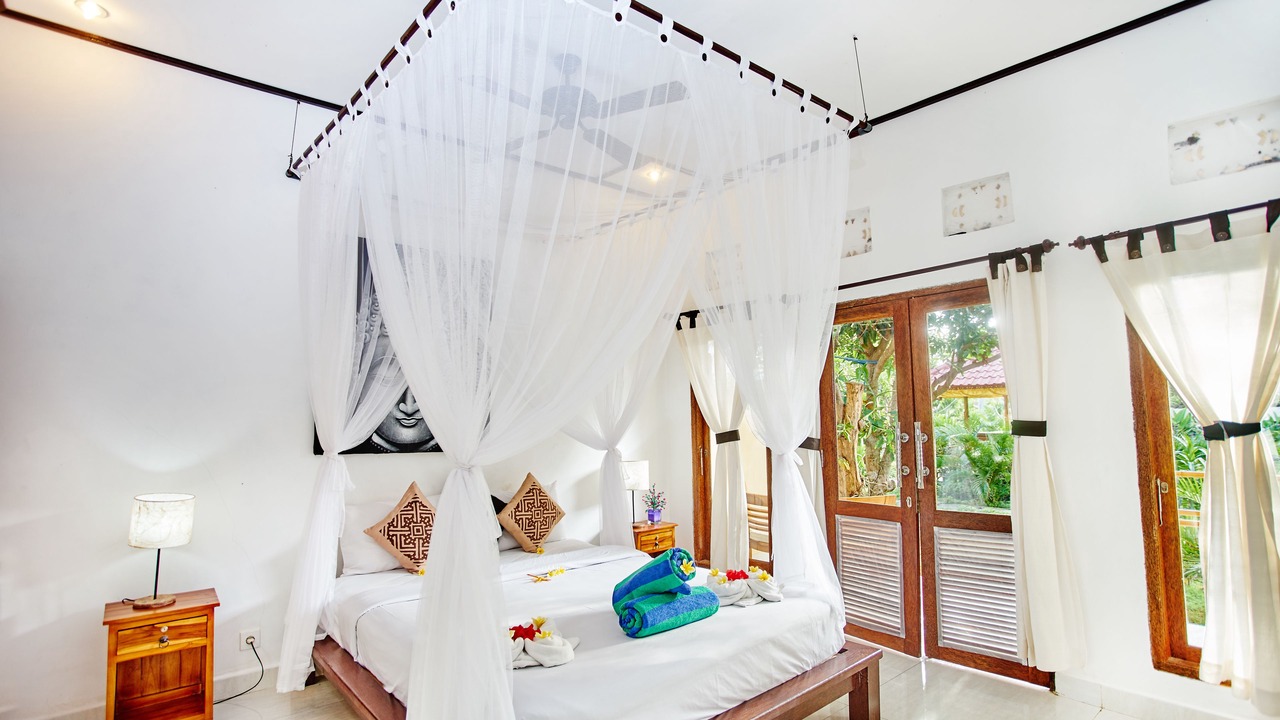 Photo of Outdoor in Mushroom Bay