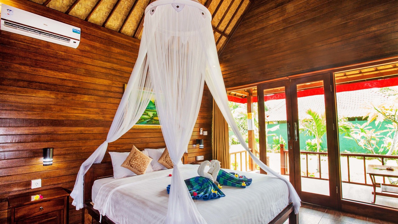 Photo of Bedroom in Mushroom Bay