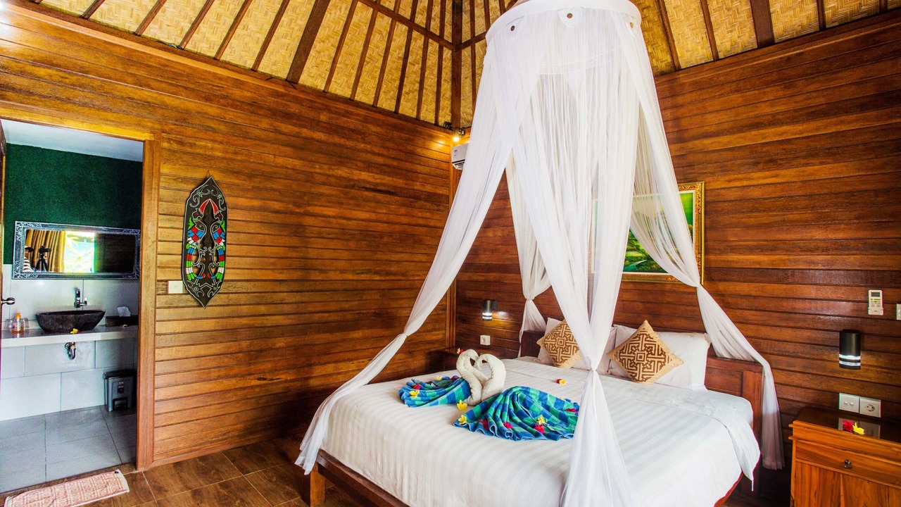 Photo of Outdoor in Mushroom Bay