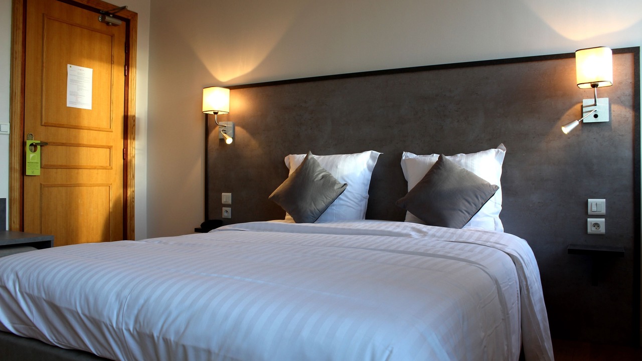 Photo of Bedroom in Chateau-du-Loir