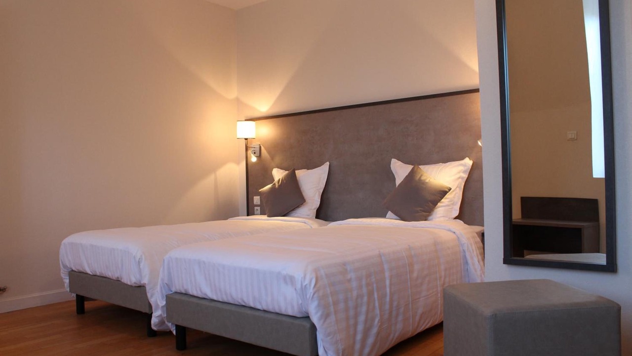 Photo of Bedroom in Chateau-du-Loir