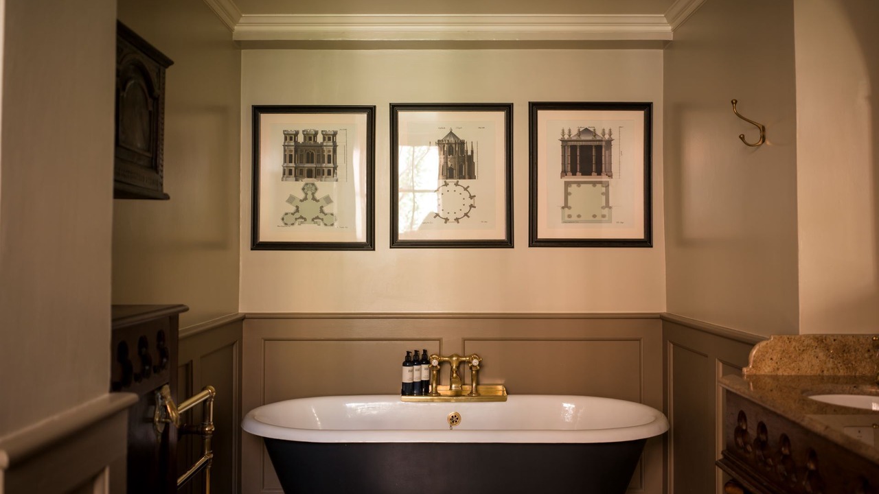 Photo of Bathroom in Spitalfields