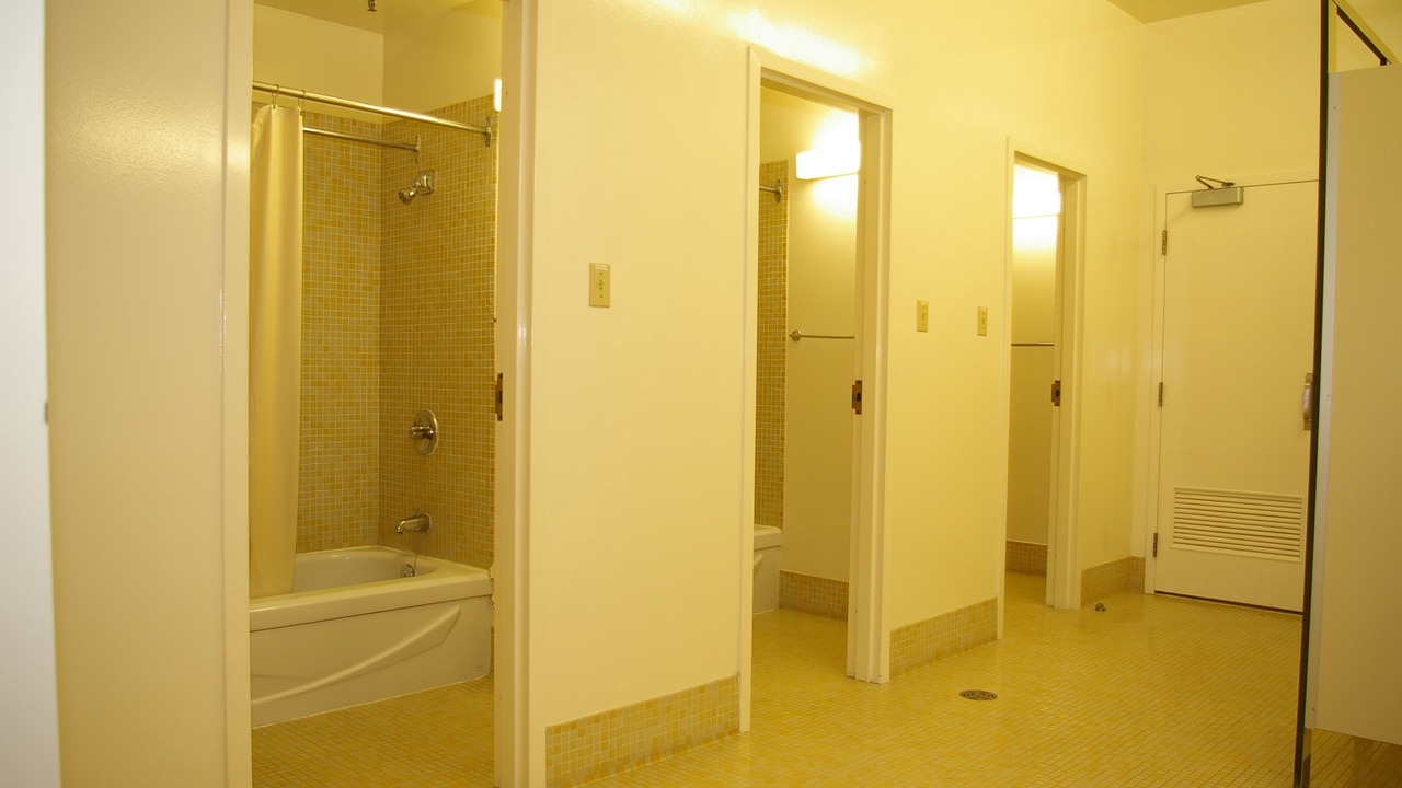 Photo of Bathroom in Shaughnessy Village