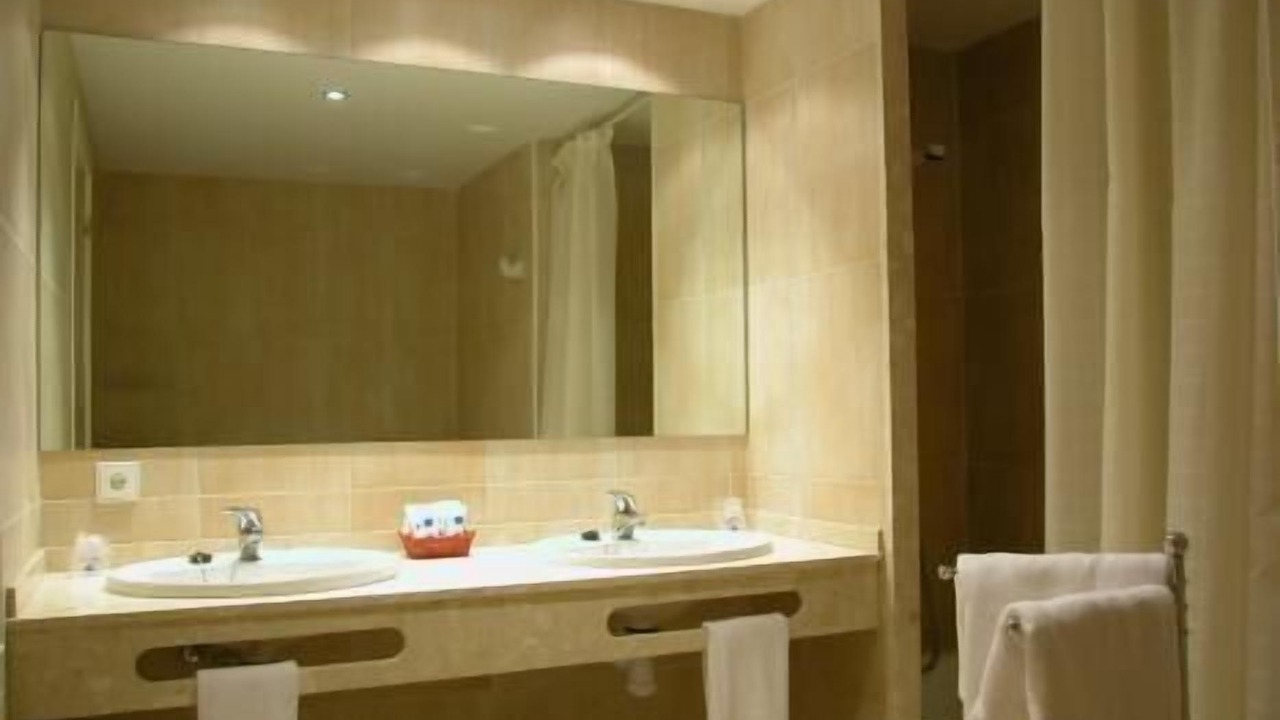Photo of Bathroom in Abizanda