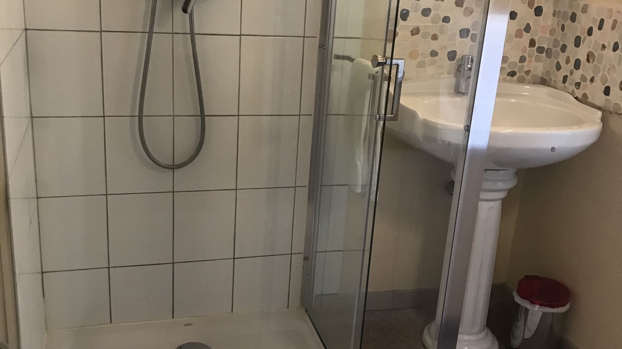 Photo of Bathroom in Romans-sur-Isere