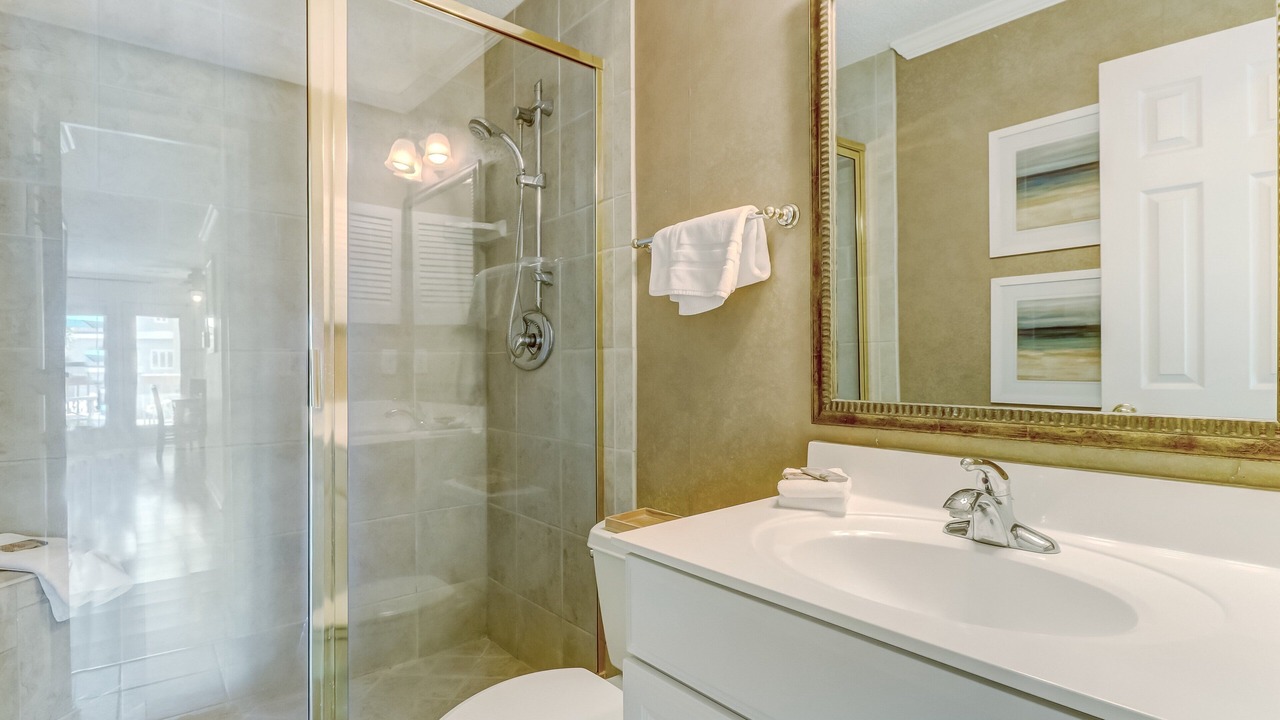 Photo of Bathroom in Fernandina Beach