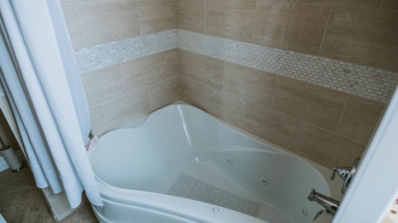 Photo of Bathroom in Chepstow