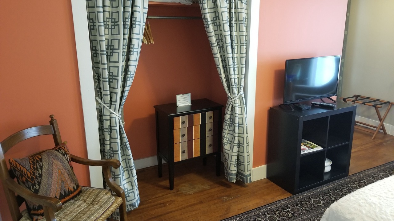 Photo of Bedroom in Watkins Glen