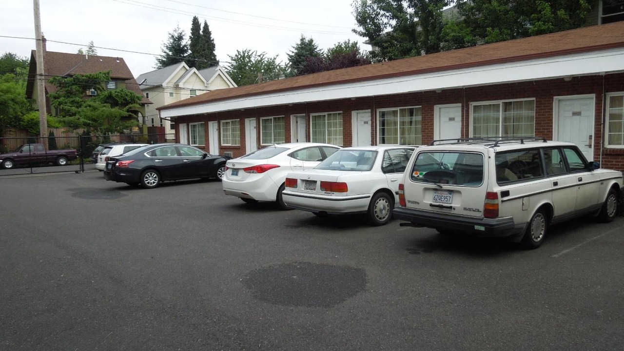 Photo of Others in Eliot