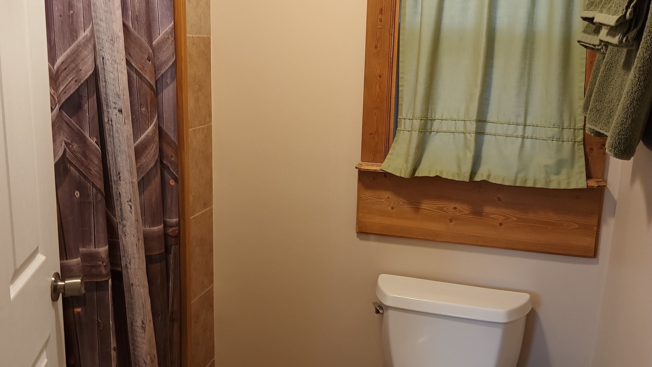 Photo of Bathroom in Thermopolis