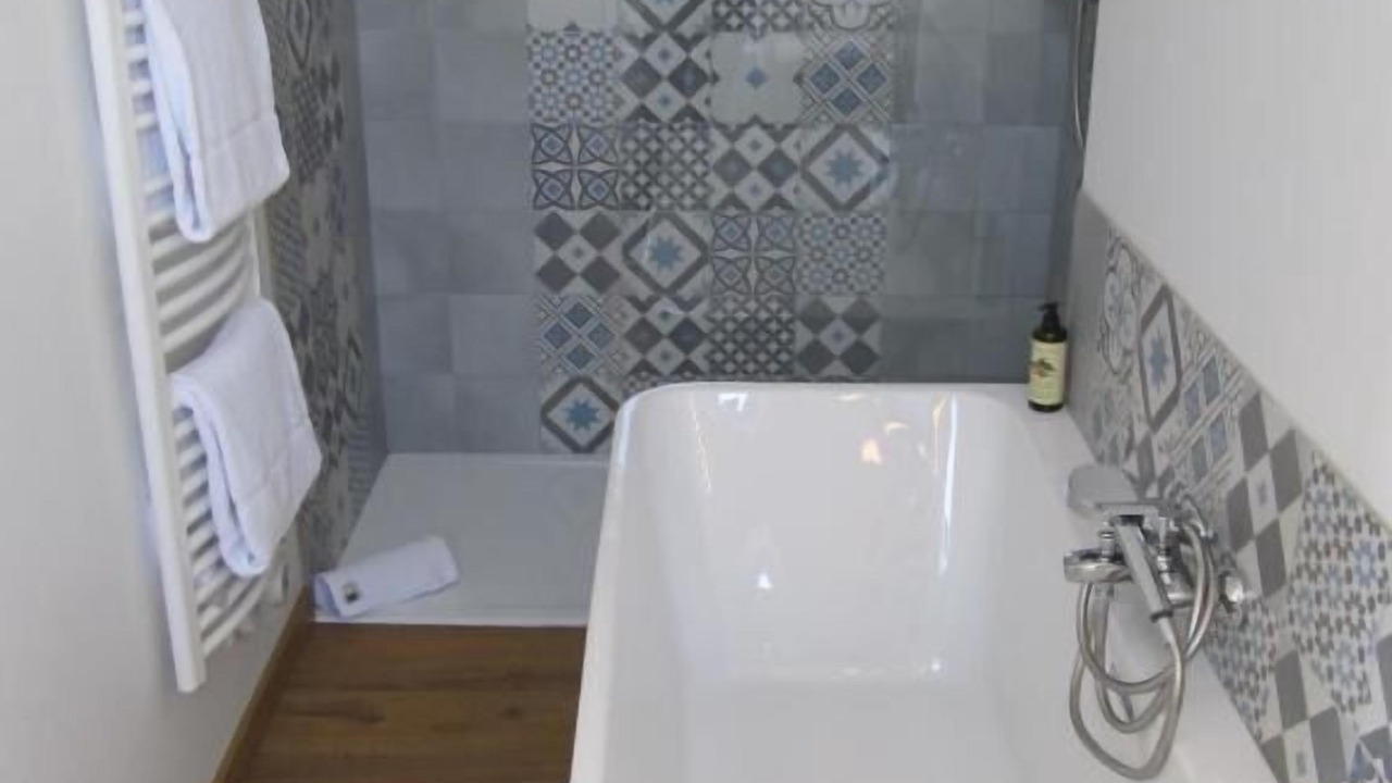 Photo of Bathroom in Honfleur