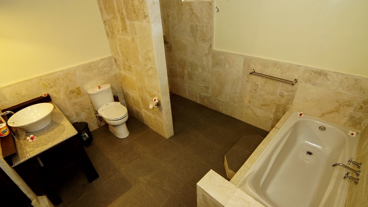 Photo of Bathroom in Bayan