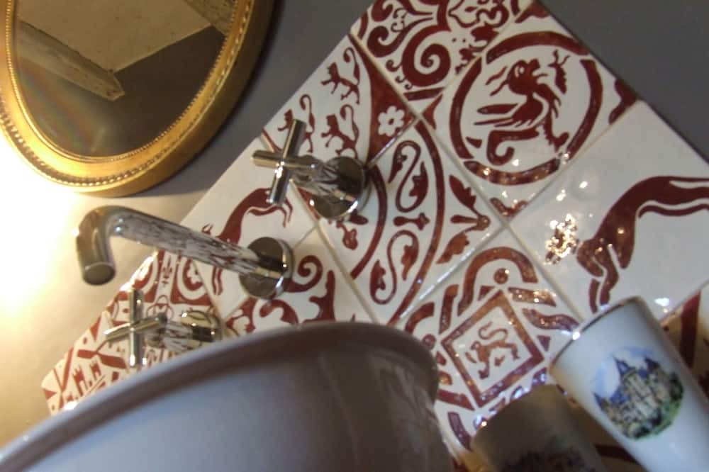 Photo of Bathroom in Dampierre-sur-Loire