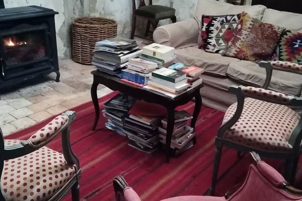 Photo of Others in Dampierre-sur-Loire