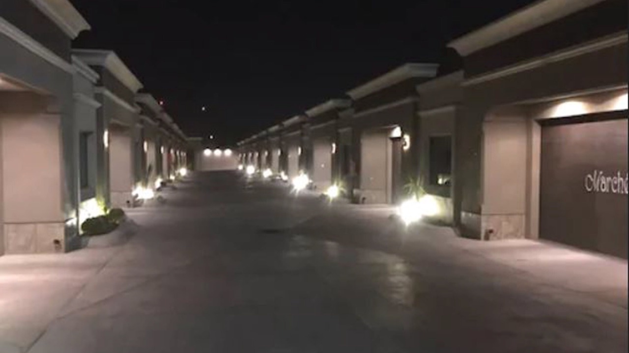 Photo of Others in Calafia