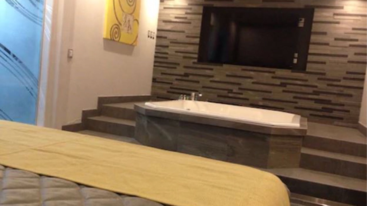 Photo of Others in Calafia