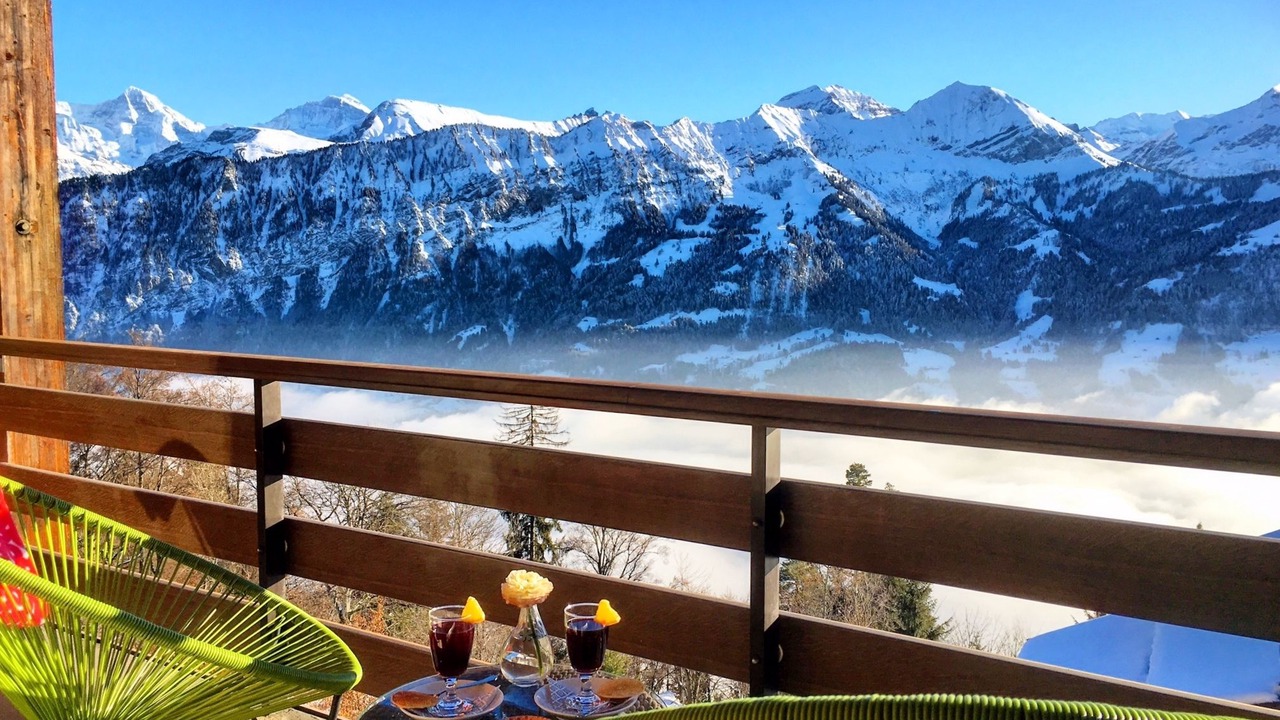 Photo of Patio Balcony in Beatenberg