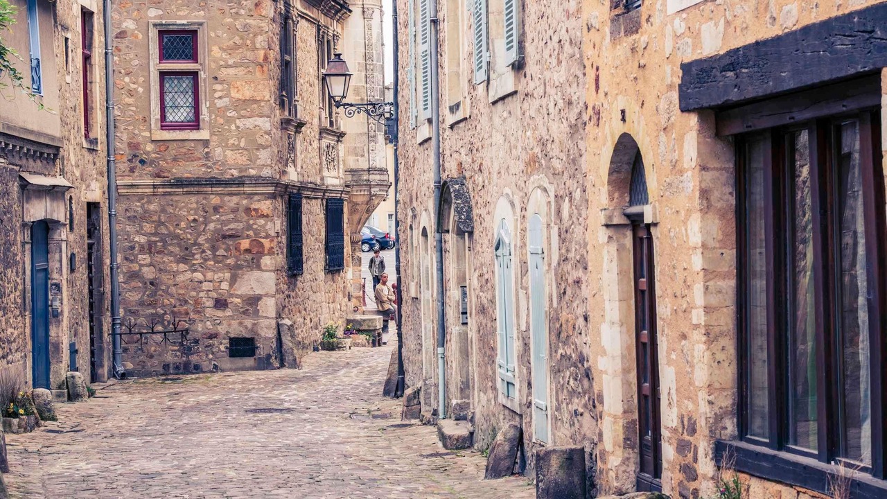 Photo of Others in Bollee