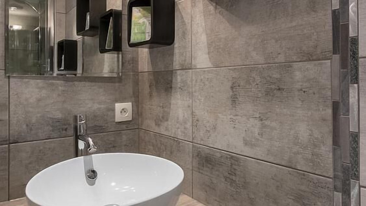 Photo of Bedroom in Thones