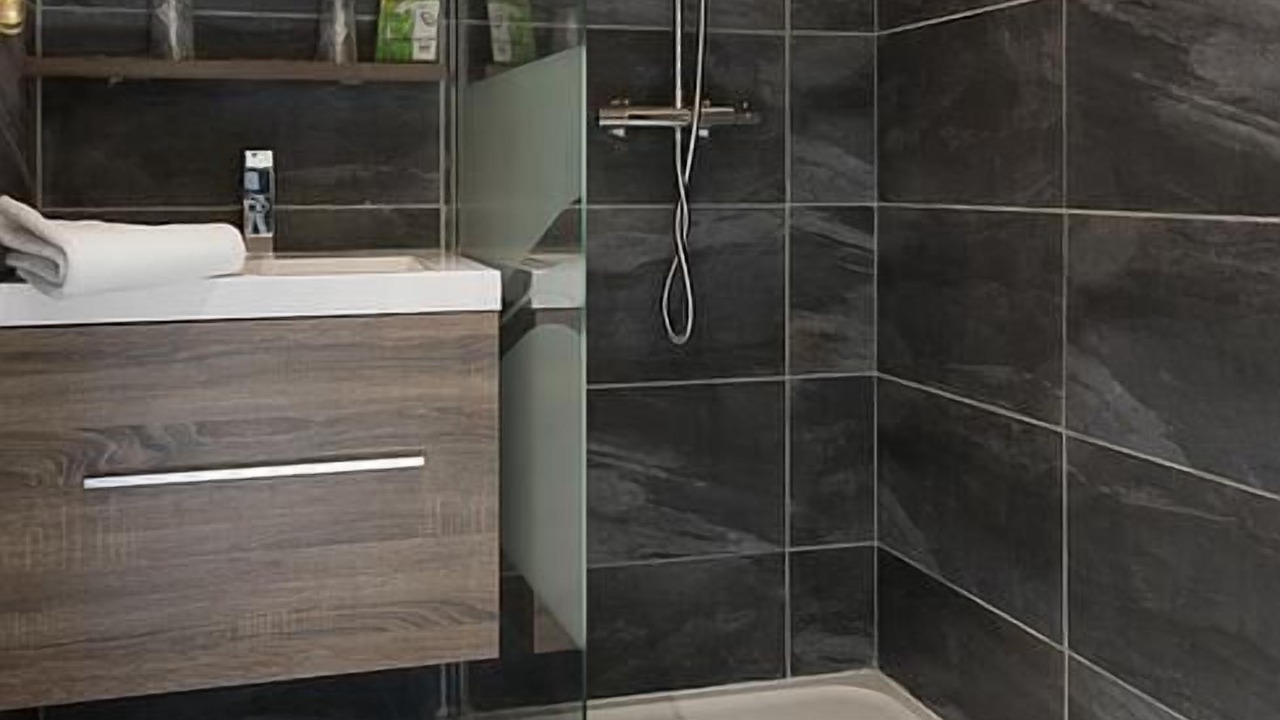 Photo of Bedroom in Thones