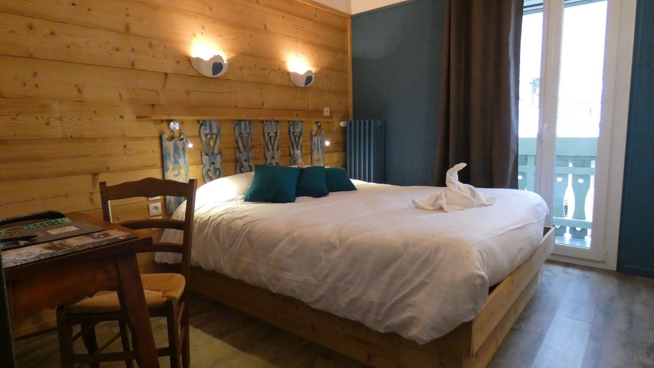 Photo of Bedroom in Thones