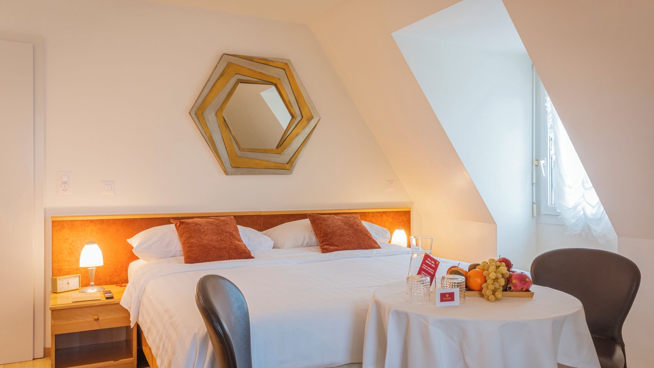 Photo of Bedroom in La Tour-de-Treme