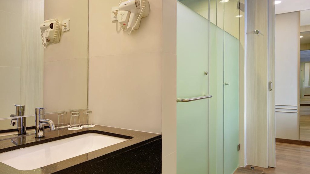 Photo of Bathroom in Makassar