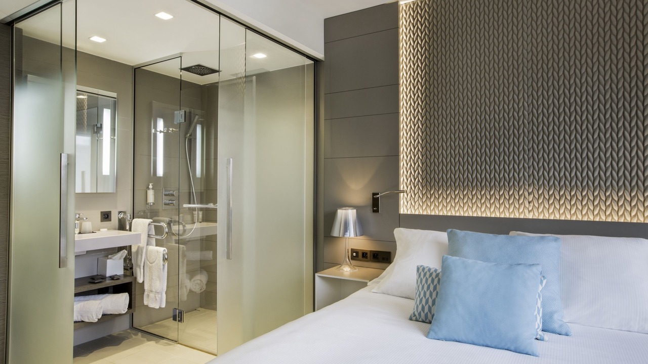 Photo of Bedroom in Saint-Helier
