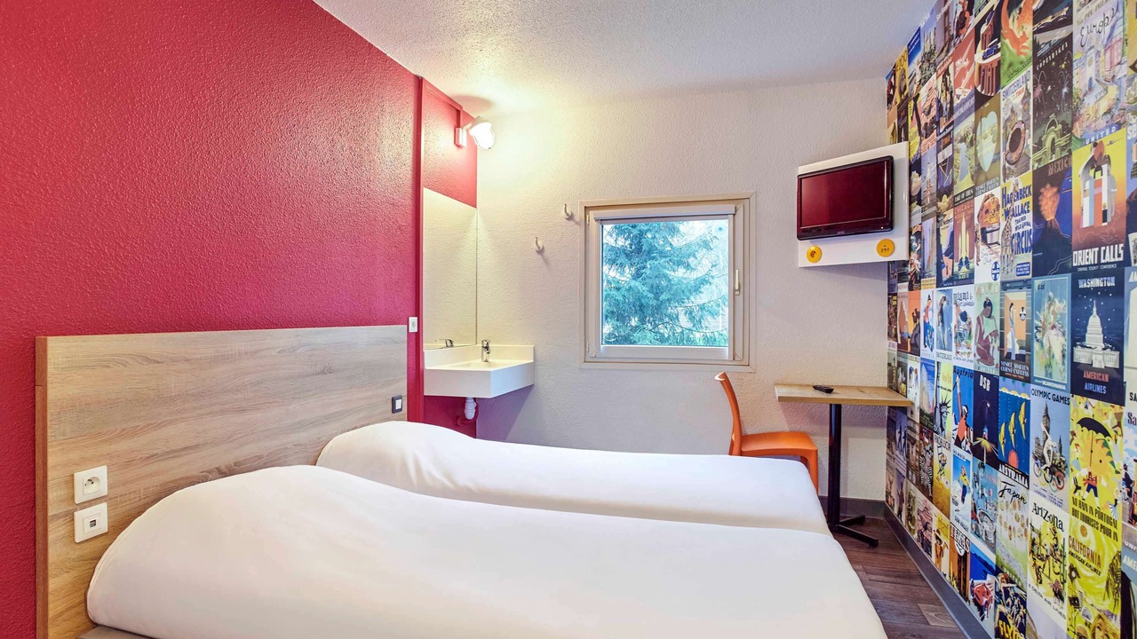 Photo of Bedroom in Bagnolet