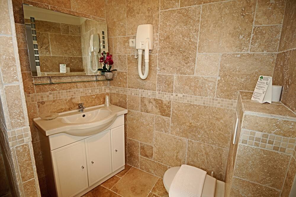 Photo of Bathroom in Sartene