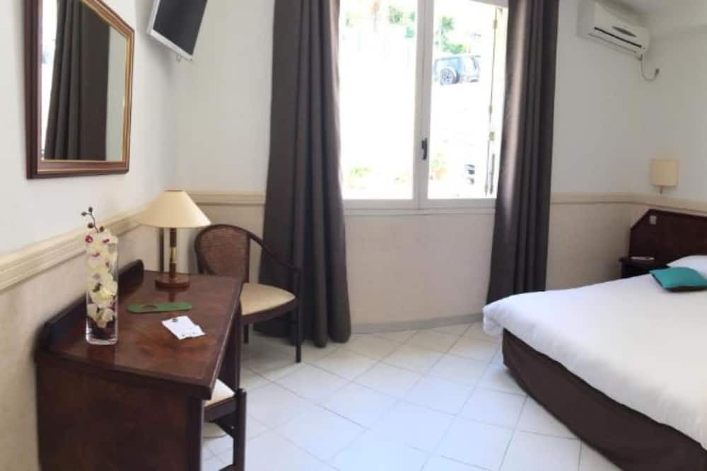 Photo of Bedroom in Sartene